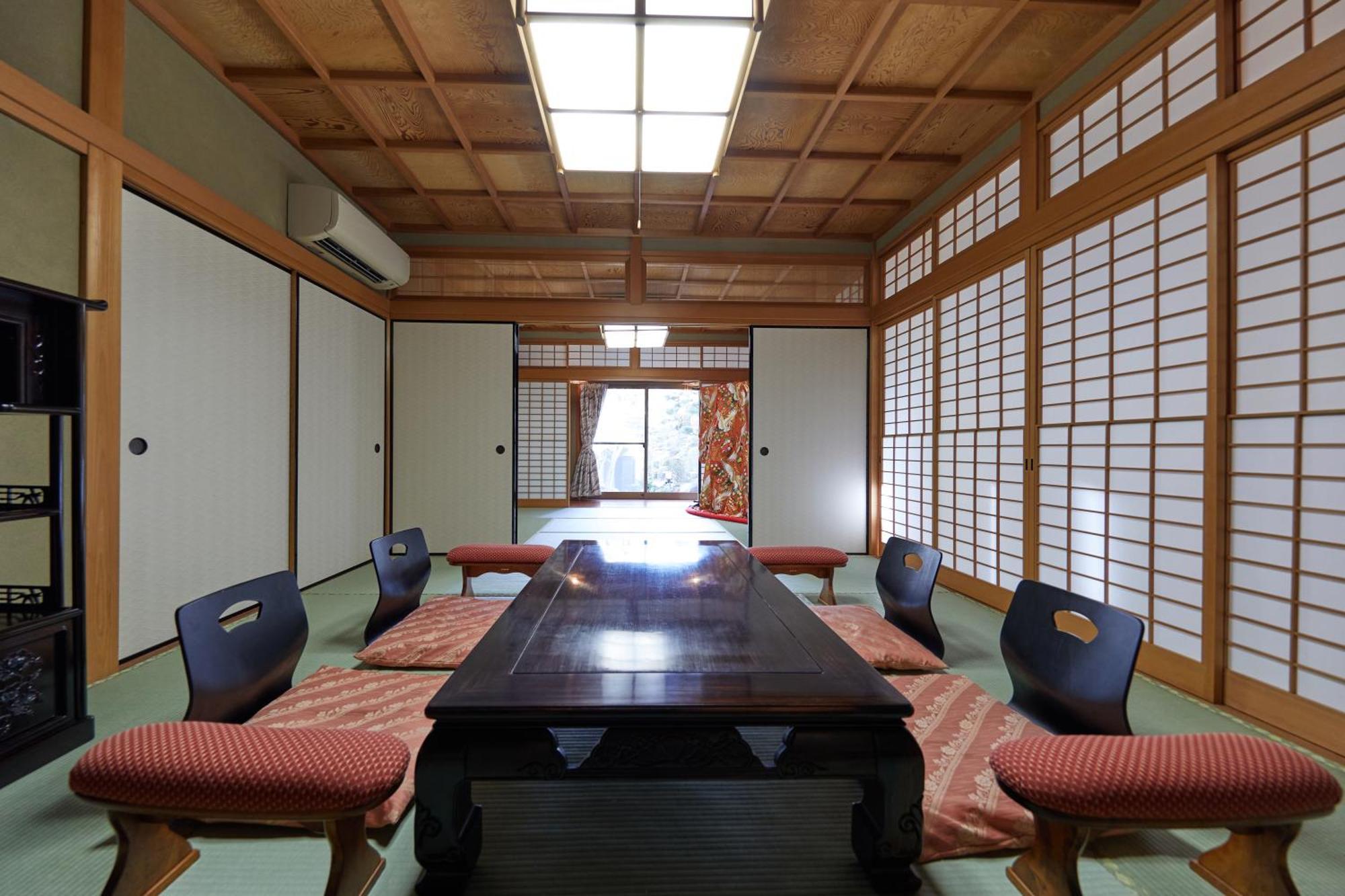 Bahay bakasyunan Kyo-machiya Waka Fushimiinari *